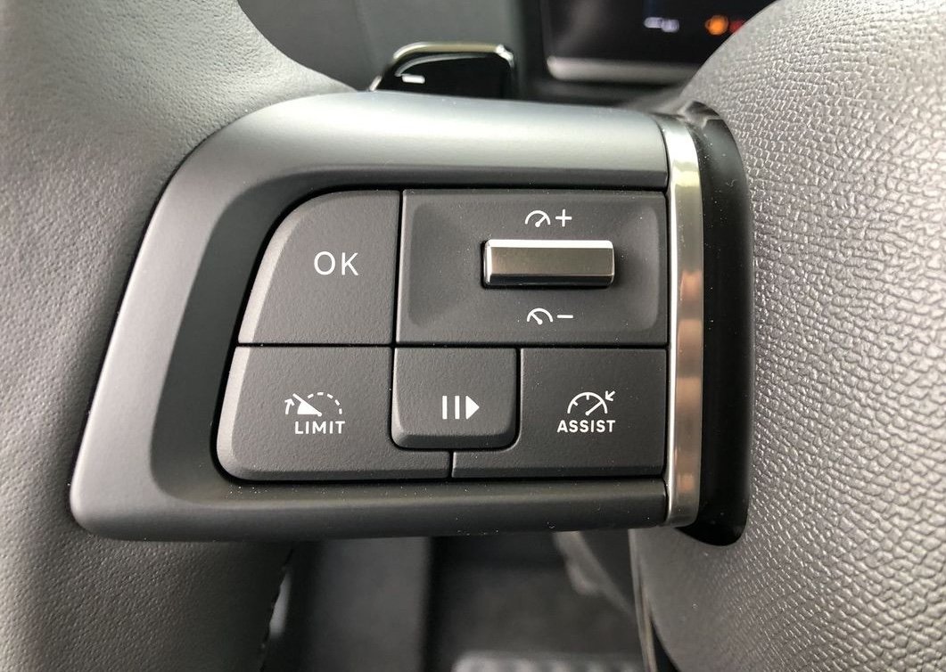 Citroen C4 1.2 HYBRIDE 136CH S&S PLUS AUTOMATIQUE