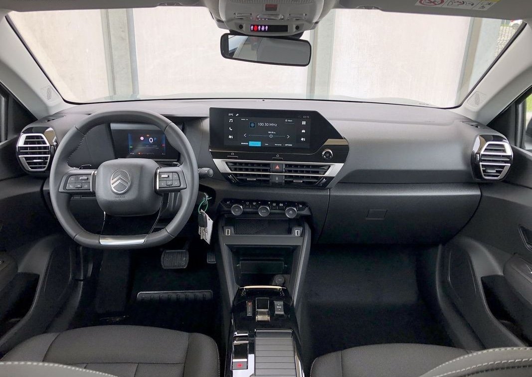 Citroen C4 1.2 HYBRIDE 136CH S&S PLUS AUTOMATIQUE